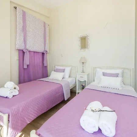 Nyaraló Villa Armonia - Beachfront Majestic Retreat