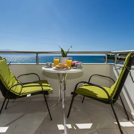 Villa Armonia - Beachfront Majestic Retreat