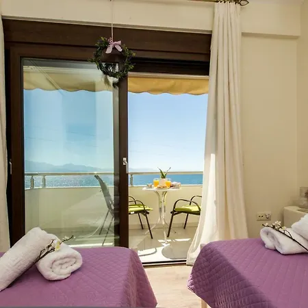 Villa Armonia - Beachfront Majestic Retreat Petalídi