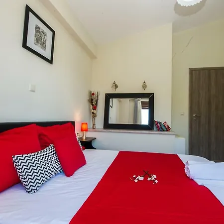 Villa Armonia - Beachfront Majestic Retreat Nyaraló Petalídi